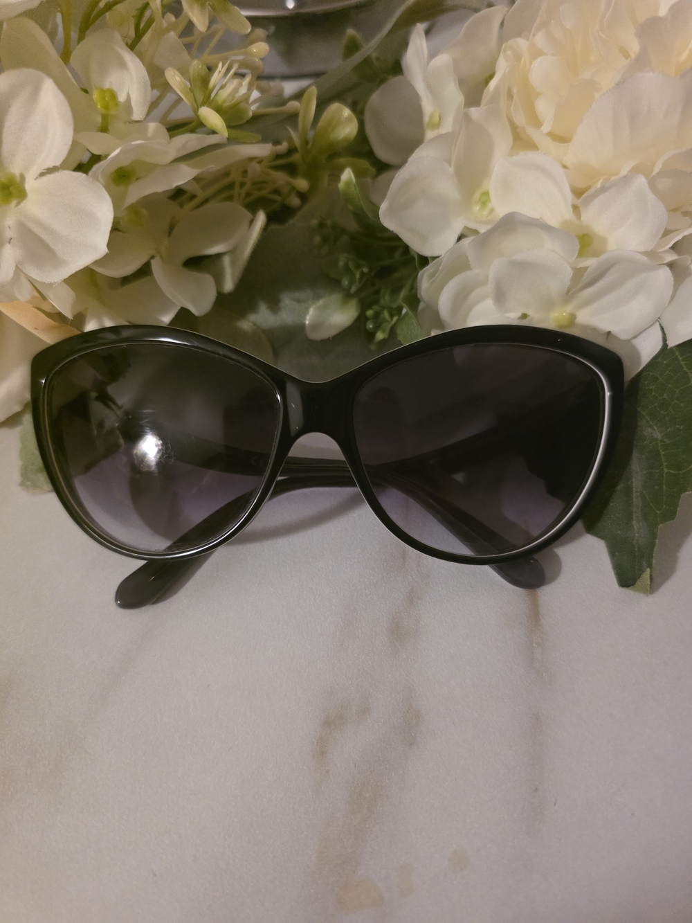 Alexander McQueen Black Cat-Eye Women's Sunglasses